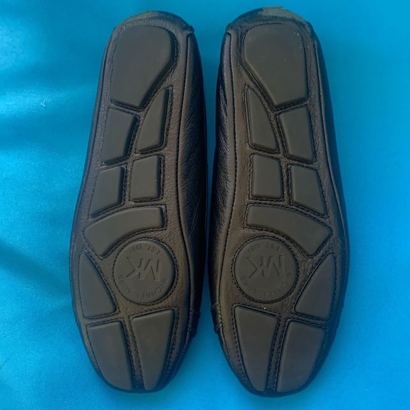 Women's Michael Kors Black Logo Fulton Studded Ballerina
Moccasin Shoe Size 7 - Picture 3 of 4